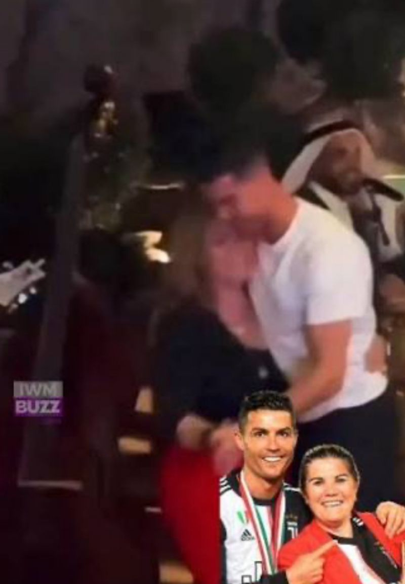 Роналдо танцува с мама и жена си за ЧРД: ВИДЕО НА ДЕНЯ