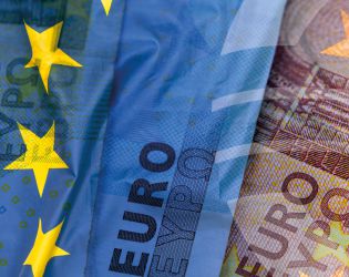 Колко серии евробанкноти са в обращение и могат ли да бъдат отказвани при плащане?