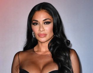 Бившата на Гришо тръгва на турнв