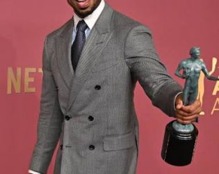 Майкъл Б. Джордан триумфира на Actor Awards