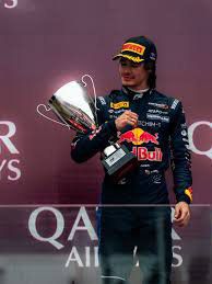 Н.Цолов не взема и €1,но дава над €2млн. за Формула 2