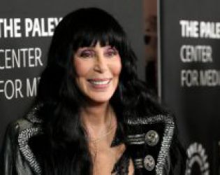 79 г. Шер с нов таен брак?