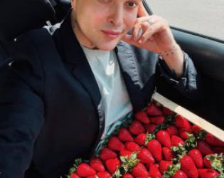 Иво подкупва Капките с ягоди