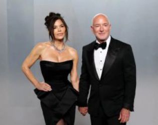 Г-жа Безос с 85 карата диаманти на Оскаровото афтърпарти: ФОТОГАЛЕРИЯ