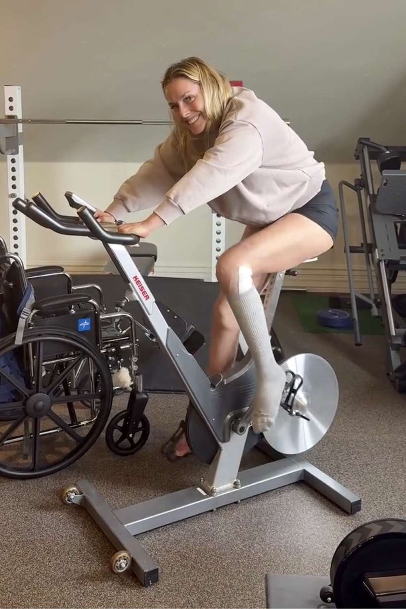 От болничното легло до огледалото: Линдзи Вон отново блести – и вдъхновява