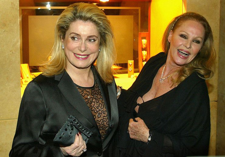 Урсула Андрес на 90 – звездата загуби състояние от 16 милиона паунда