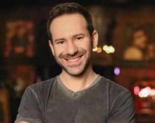 На 43 г. умря собственикът на Only Fans