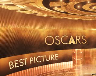 Оскарите напускат Холивуд