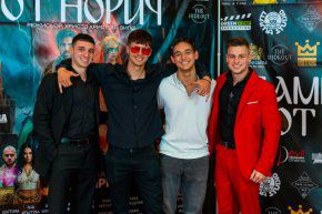 Предпремиера събра Вампирите от Норич