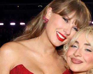 Тейлър Суифт води с 8 номинации за Американските музикални награди