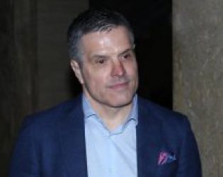 Брендо окончателно остава в затвора