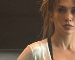 J Lo натурална: Фото на деня         