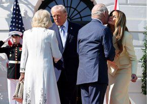 Тръмп веднага наруши кралския протокол с Чарлз