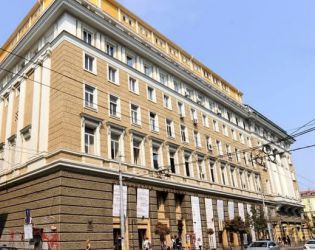 Ректор си написа декларация в защита, самонарече се "изтъкнат учен и експерт"