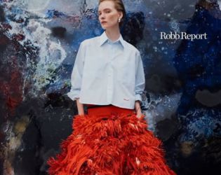 Chanel започва атака на мъжката мода с купуването на ризите Charvet на Кенеди и Чърчил