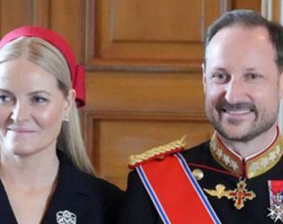 Мете-Марит – новата кралица на Норвегия, белязана от скандали
