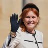 Сара Фъргюсън се завърна изненадващо във Великобритания след седем месеца далеч от Острова