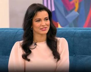 Деница Стоянова е новото лице на „На кафе“