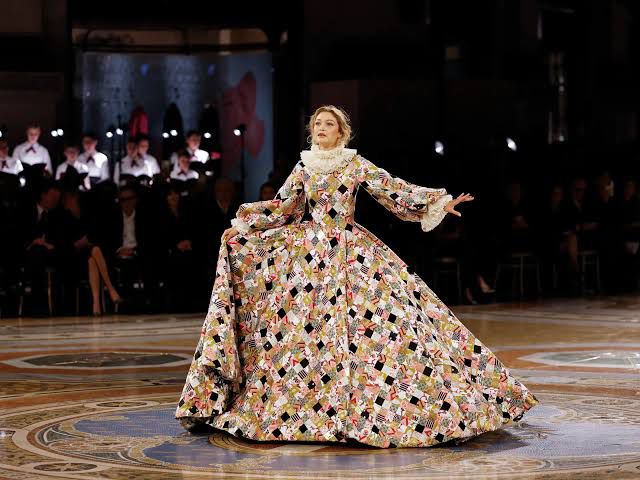 Джиджи Хадид блесна в приказна визия на Valentino в Милано
