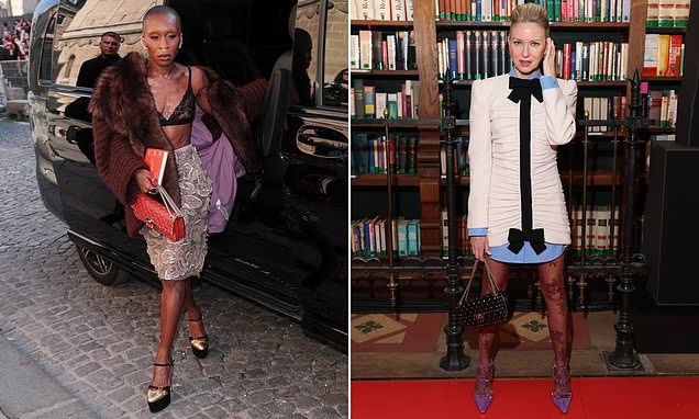 Синтия Ериво и Наоми Уотс на ревюто на Valentino