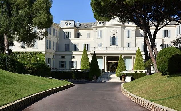 Hotel du Cap-Eden-Roc ограничава снимките заради нашествието на инфлуенсъри
