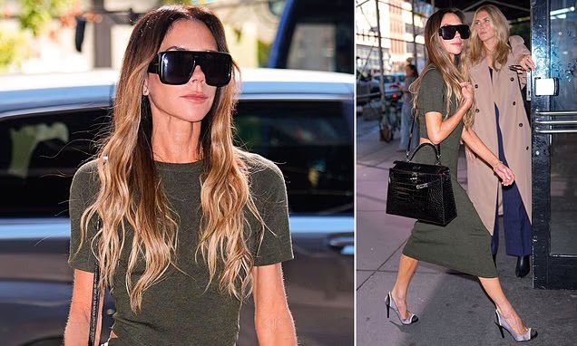 Виктория Бекъм с Hermes Kelly за £66 000 в новия си бутик в Ню Йорк