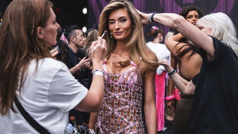 Бекстейдж на Victoria’s Secret