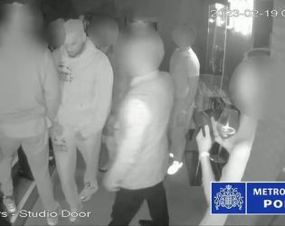 Крис Браун избегна затвора след нападение с бутилка в нощен клуб в Лондон
