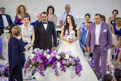 slava.bg : Големият Динев се ожени, Вълканов кумува